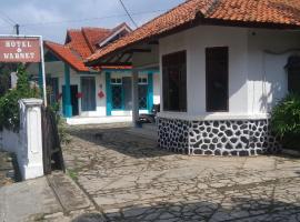 HOTEL SEDERHANA PURWAKARTA，位于普哇加达的酒店