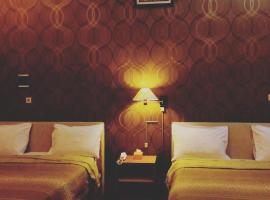 Hotel kencana，位于Blora的酒店