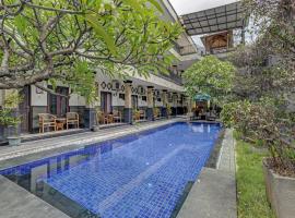 OYO 3904 Kiki Residence Bali，位于塞米亚克Nakula的酒店