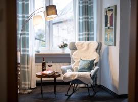 Altstadt-Chalet @Conny's，位于布里隆的酒店