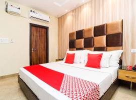 Hotel Corporate Villa，位于贾姆穆的酒店