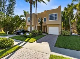 Siesta Avenida Townhome 5208