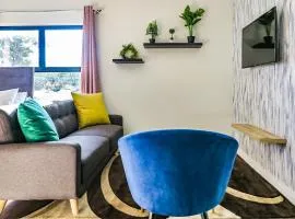 Insaka's Greenlee Apartment - Greenlee Lifestyle Centre, Sandton