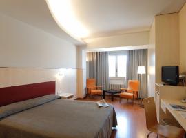 Sercotel Pere III，位于曼雷沙的酒店