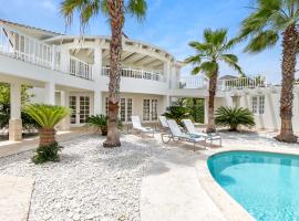 Paradise Luxury Villa with Huge Pool and Jacuzzi