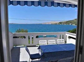 Apartments Draga - 15 m from pebble beach