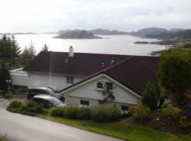 4 person holiday home in EGERSUND，位于埃格尔松的酒店