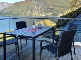 10 person holiday home in skei i jølster，位于Årdal的酒店