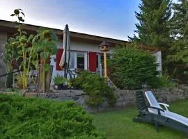 Cozy Holiday Home in G ntersberge with Garden