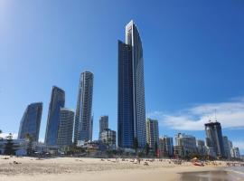 High-End Apartment in the Soul of Surfers Paradise，位于黄金海岸Cavill Avenue Station附近的酒店