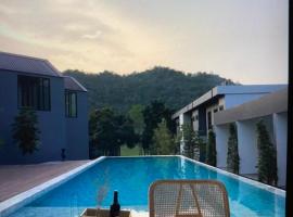 Adoor hotel Khao Yai，位于Ban Rai的酒店