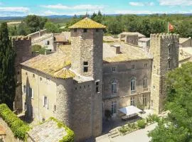 Manoir envoûtant dans le village d'Agel avec piscine privée