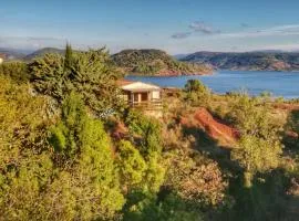 Studio 32m2 - dans propriété avec vue imprenable sur le Lac du Salagou