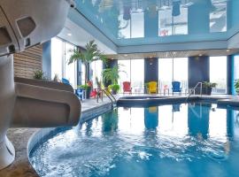 圣杰罗姆康福特茵酒店，位于圣热罗姆的带泳池的酒店