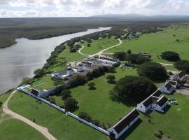 De Hoop Collection - Vlei Cottages，位于De Hoop Nature Reserve的度假村