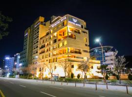 Suncheon Hotel Gite，位于顺天市丽水机场 - RSU附近的酒店