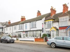 Hotel Mj Kingsway, Cleethorpes Seafront，位于克利索普斯的酒店