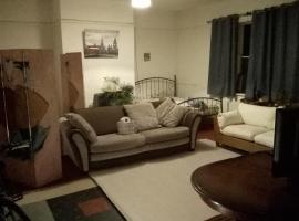 The Crown Hotel- Management guest room，位于惠特彻奇的酒店