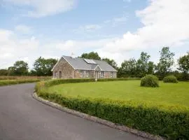 Inviting 4-Bed House in Strokestown