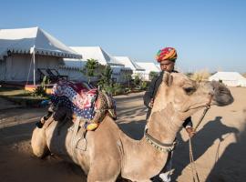 Pushkar Adventure Camp And Camel Safari，位于布什格尔的豪华帐篷
