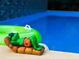 Lazy Frog Guest House