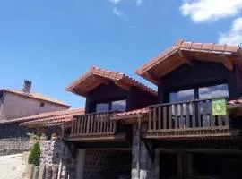 Gîte confortable près de la Cascade de la Beaume avec terrasses et parking privatif - FR-1-582-30