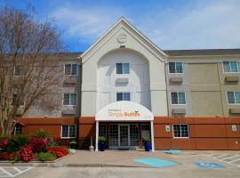 Sonesta Simply Suites Houston – NASA Clear Lake，位于韦伯斯特的酒店