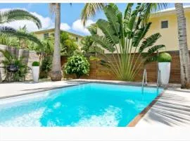 Villa Magellan, walkable Orient Bay beach, private pool
