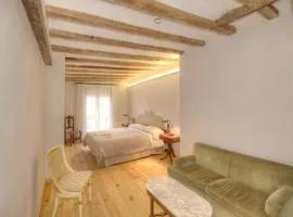 Lo Palauet de la Muralla