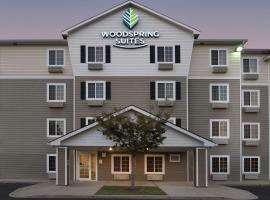 WoodSpring Suites Augusta Fort Eisenhower，位于丹尼尔田野机场 - DNL附近的酒店