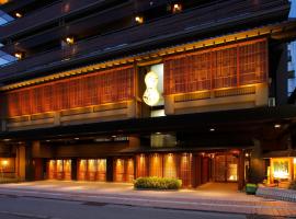 叶渡莉日式旅馆，位于加贺的酒店