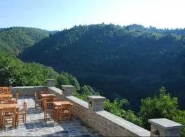 德里亚德斯公寓式酒店