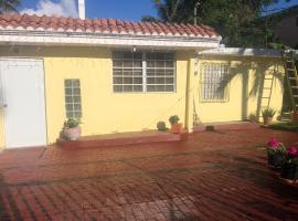 Gavidias Guest House，位于San Lorenzo的酒店