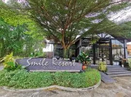 Smile Resort Sriracha