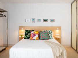 Apartamentos y estudios céntricos Conil Home Suite，位于科尼尔-德拉弗龙特拉的自助式住宿