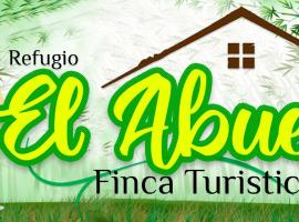 Refugio El Abuelo，位于圣罗莎德卡瓦尔的度假屋