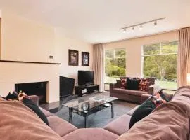 Village Green 2 Bedroom loft townhouse with views fireplace and garage parking