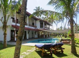 Thoduwawa Beach Villa，位于Paiyagala South的住宿加早餐旅馆