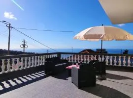 3 bedrooms house with sea view furnished terrace and wifi at Calheta