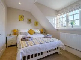 Upper Thames & Lower Thames - Stunning apartments