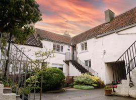 Courtyard at Crail，位于克雷尔的公寓