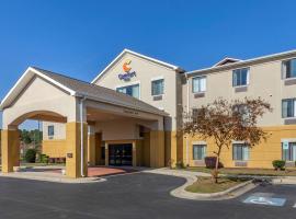 Comfort Inn Smithfield near I-95，位于史密斯菲尔德的酒店