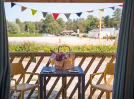 Verblijfpark Tulderheyde，位于Poppel的酒店