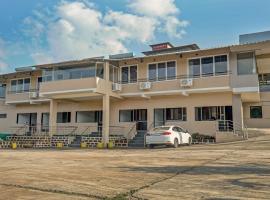 Hotel Lake Paradise Mahabaleshwar，位于马哈巴莱斯赫瓦尔的酒店