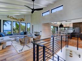 Haena Beach House home，位于Haena的酒店
