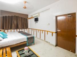 Hotel SP Grand，位于Karūr的酒店