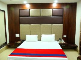 Hotel NG Paradise，位于Jagādhri的酒店