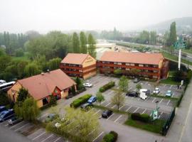Campanile Hotel Villers Saint Paul，位于维勒圣保罗的酒店