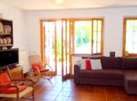 3 bedrooms house with private pool furnished terrace and wifi at Monteciccardo，位于Monteciccardo的酒店