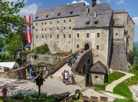 Burg Altpernstein，位于Untermicheldorf的家庭/亲子酒店